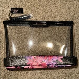 VS beauty to go bag
